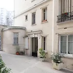 Exceptional Studio Close To Pere Lachaise